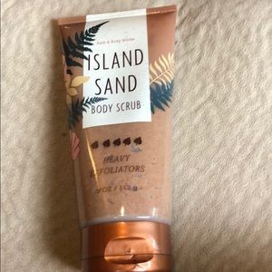 Island Sand Bath & Body works scrub